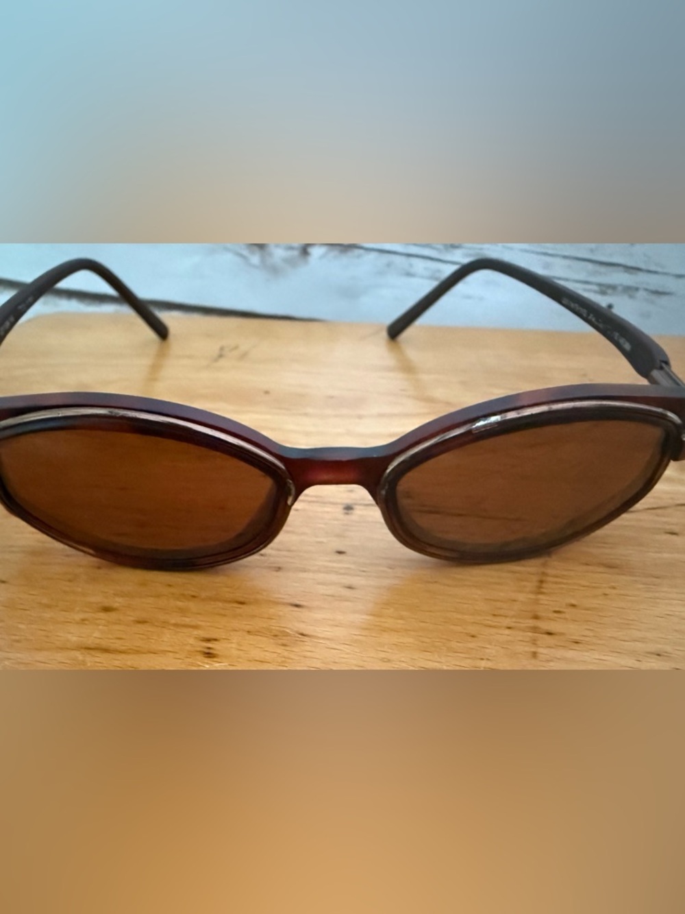 Maui Jim MJ 124 10 Tortoise Bronze Hana Small Oval Sunglasses Vintage Italy